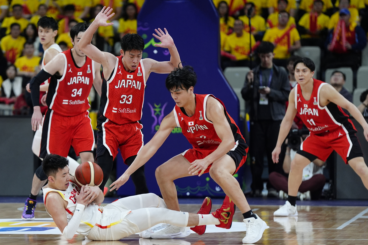 球天下体育娱乐平台-里昂回应争议备战NBA常规赛CBA季后赛今晚刷纪录，风云突变新疆广汇赛前门线救险看傻球迷的简单介绍